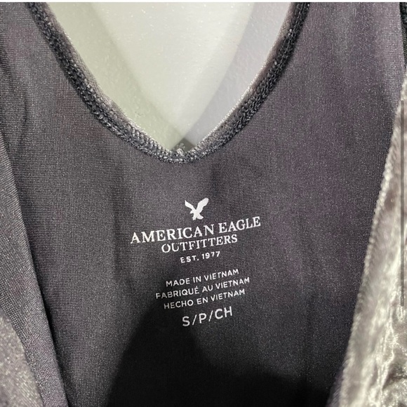 American Eagle Grey Velvet Velour Sleeveless Strappy Flowy V Neck Blouse Small - Picture 3 of 5